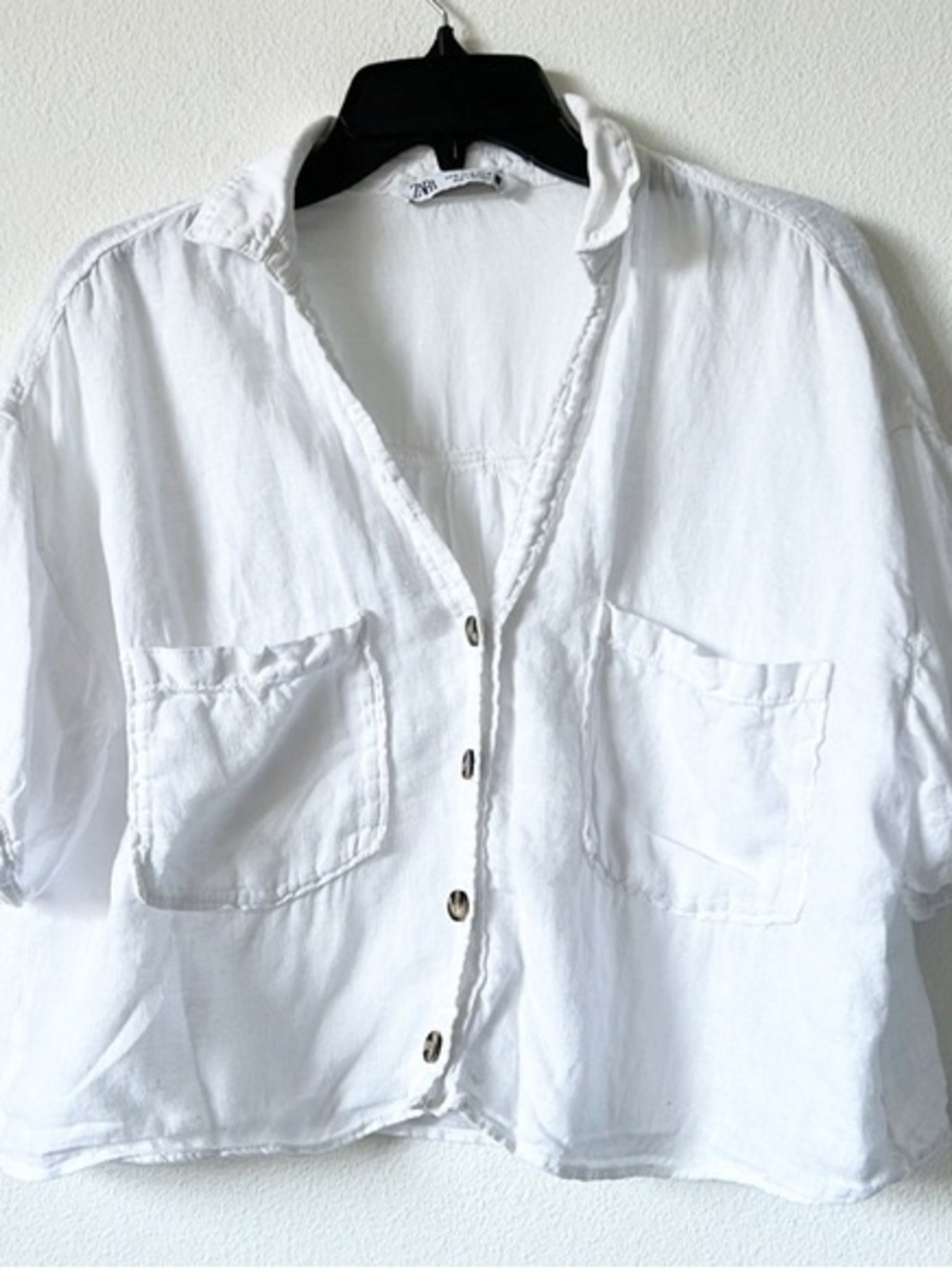 Linen Lightweight Button-Up Shirt